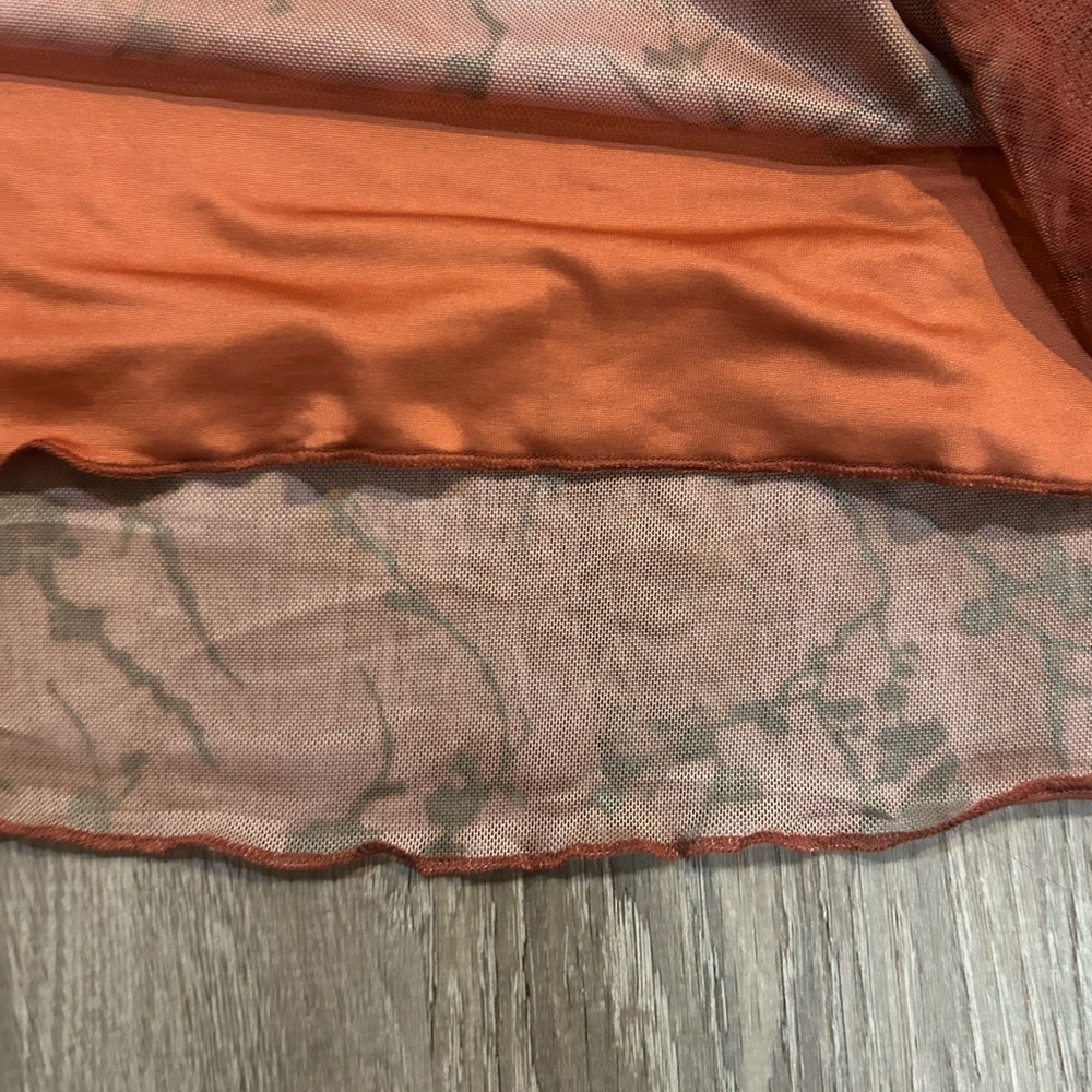 Cider Floral Lace overlay  Skirt - orange size small - Picture 4 of 8